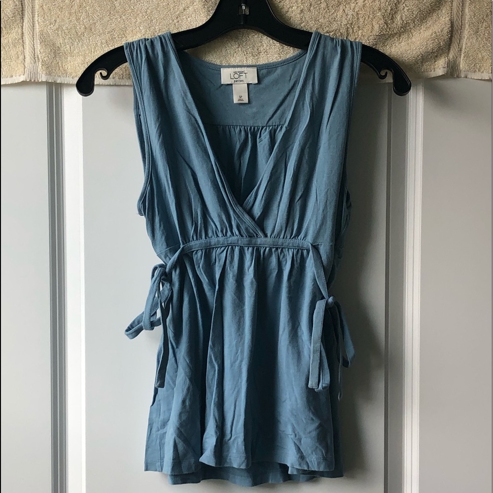 ANN TAYLOR LOFT V-NECK TANK SIZE PETITE SMALL